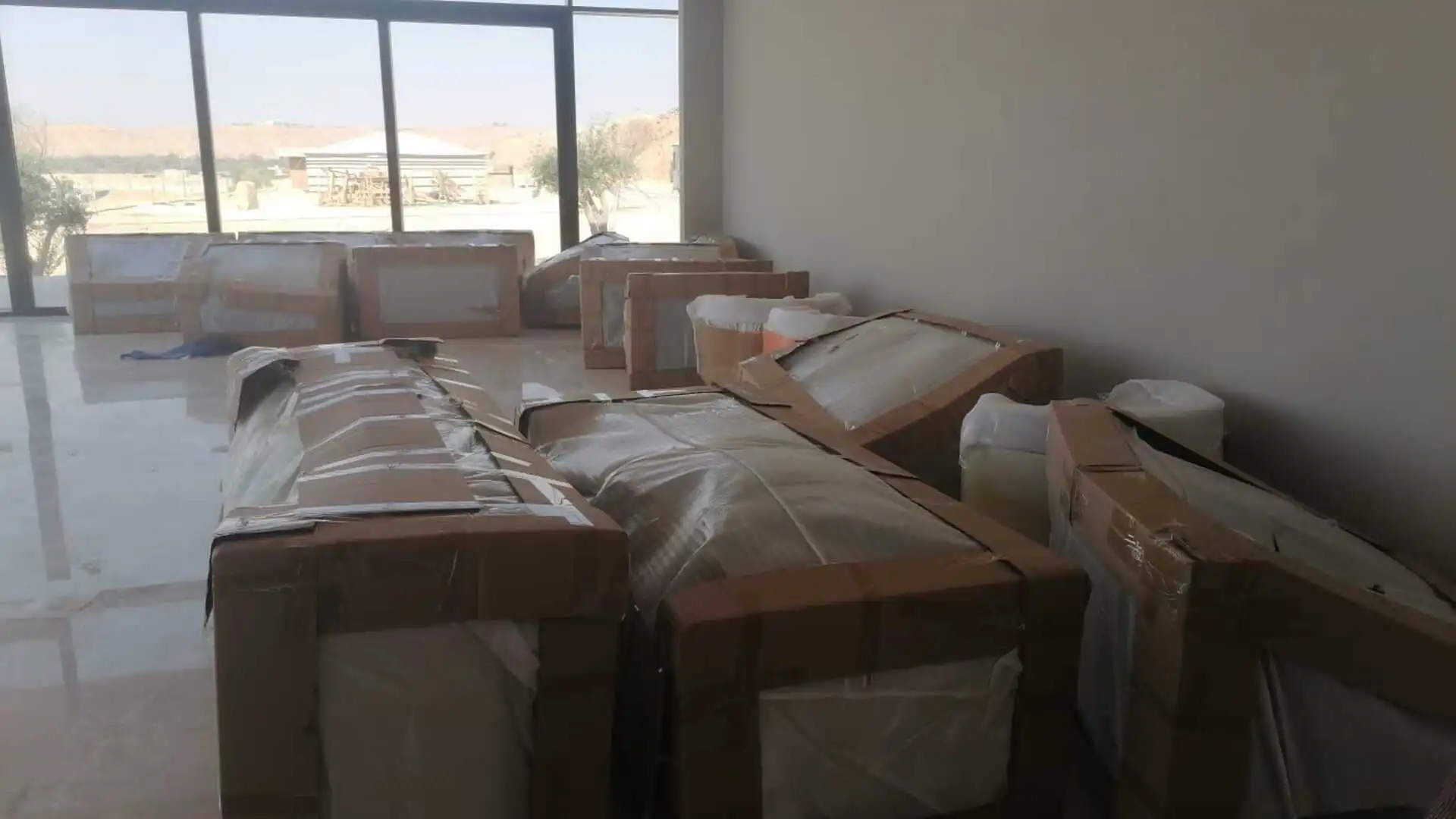 شركة نقل عفش بجدة مع فك وتركيب وتغليف الأثاث